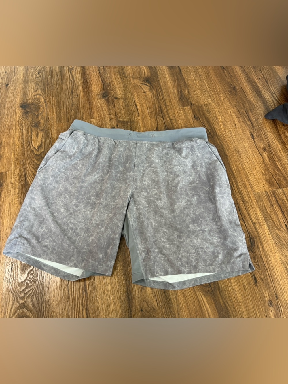 lululemon athletica Men's Athletic Shorts in Heather Gray
